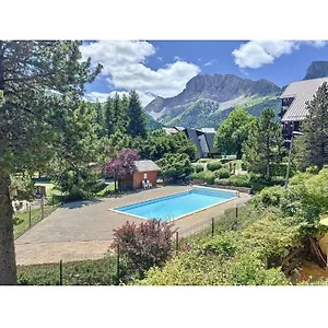 Mansardé 18 M2 Climatisé Avec Piscine Privée Appartement